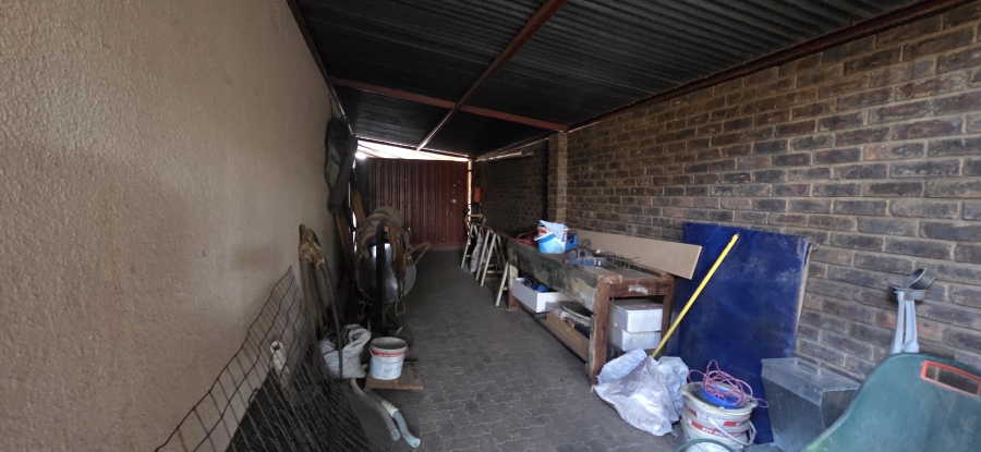 4 Bedroom Property for Sale in Albertynshof Northern Cape